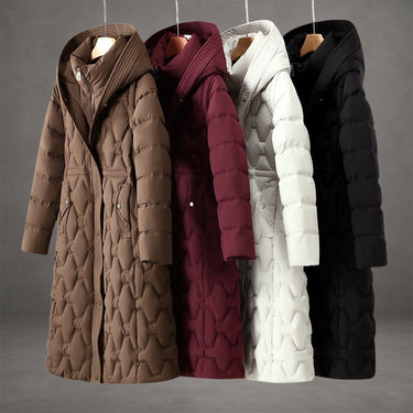 Cappotto imbottito lungo da donna con cappuccio e trapuntatura geometrica 9