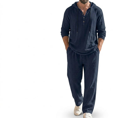 Completo coordinato da uomo con felpa con cappuccio e pantaloni 7