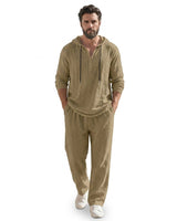 Completo coordinato da uomo con felpa con cappuccio e pantaloni 8