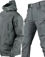 Completo giacca con cappuccio e pantaloni cargo da uomo 3