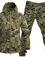 Completo giacca con cappuccio e pantaloni cargo da uomo 6