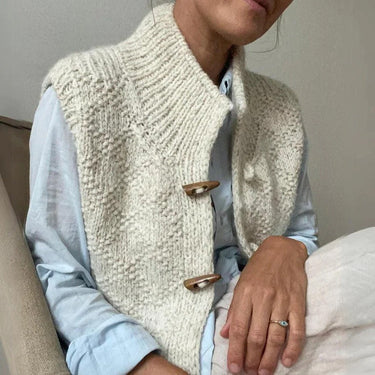 Gilet in maglia da donna con bottoni a levetta 3