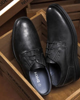 Scarpe Derby da uomo stringate con suola a contrasto 13