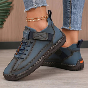 Sneakers basse stringate da donna con cinturino laterale 16