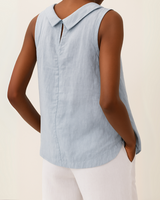 Top smanicato da donna con collo alto 4