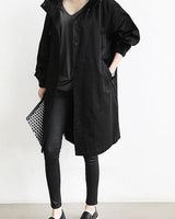 Trench coat da donna con cappuccio e chiusura a bottoni 2