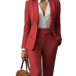 Completo da donna con blazer e pantaloni a gamba dritta 1