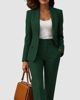 Completo da donna con blazer e pantaloni a gamba dritta 8