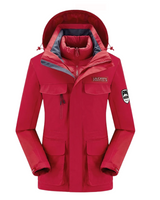 Completo da donna con giacca con cappuccio e pantaloni con bretelle 2