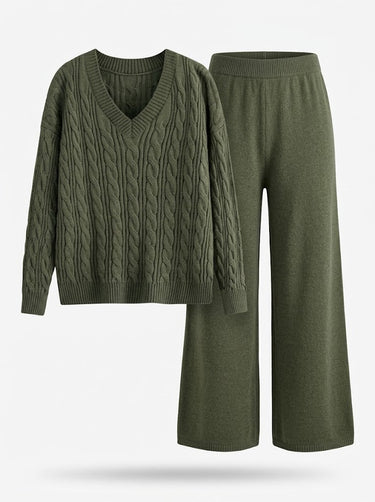 Completo da donna con maglione a trecce con scollo a V e pantaloni a gamba larga 4