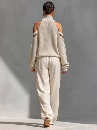 Completo donna con maglione a spalle scoperte e pantaloni a gamba larga 2