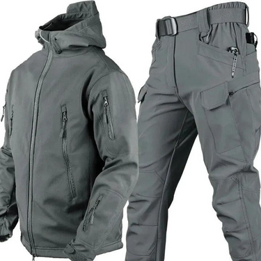 Completo giacca con cappuccio e pantaloni cargo da uomo 3