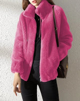 Giacca in pile con zip e collo alto da donna 4