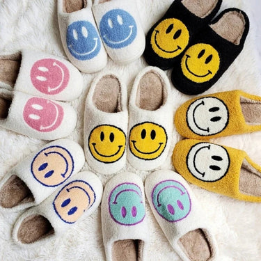 Pantofole Pelose da Donna con Faccina Smiley 15
