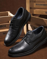 Scarpe Derby da uomo stringate con suola a contrasto 12