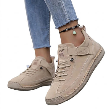 Sneakers basse stringate da donna con cinturino laterale 1